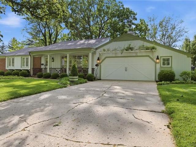 House for sale in Charleston, Illinois