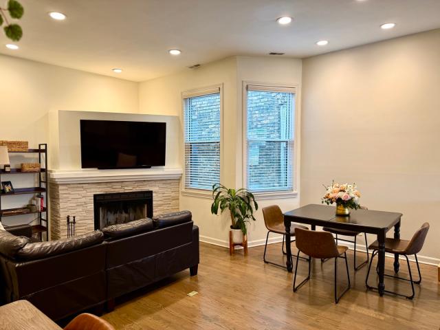 Condo for sale in Ranch Triangle, Chicago