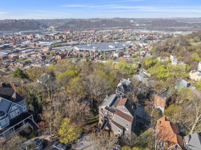 Apartment for rent in Pittsburg, Pennsylvania