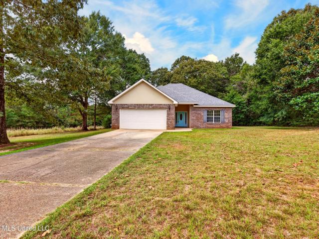 House for sale in Wiggins, Stone County