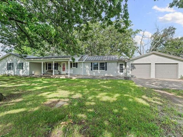 House for sale in Neosho, Missouri