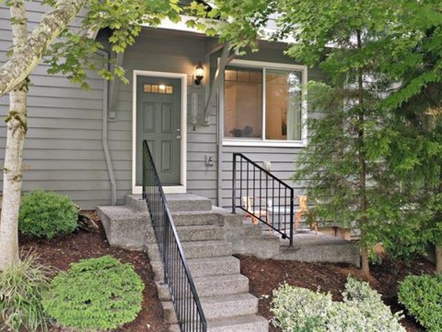 Townhouse for sale in Oregonia