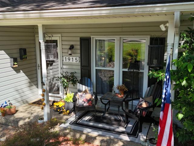 House for sale in La Grange, Kentucky