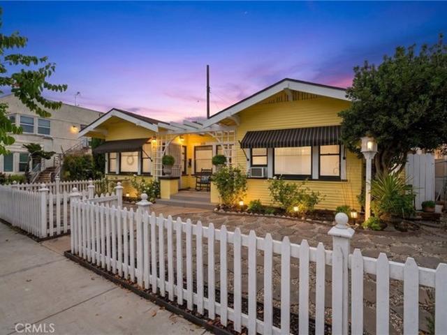 House for sale in Long Beach, California