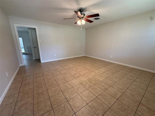 Property for rent in Corsicana, Navarro County