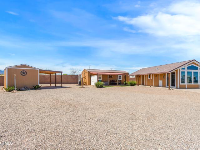 House for sale in Cochise, Arizona