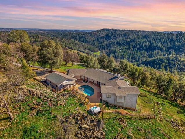 House for sale in Grass Valley, California