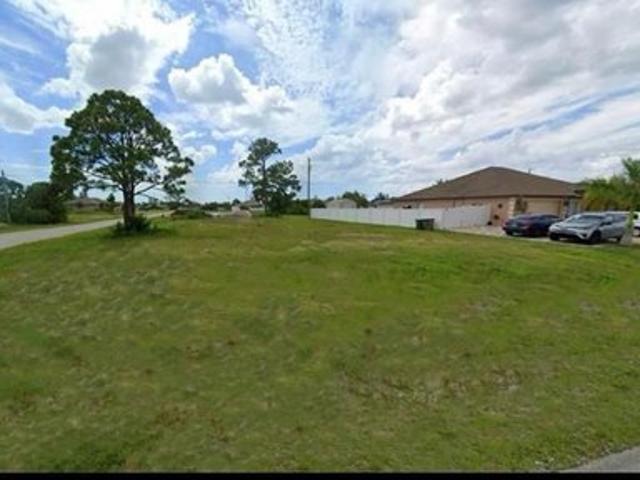 Land for sale in Cape Coral, Florida