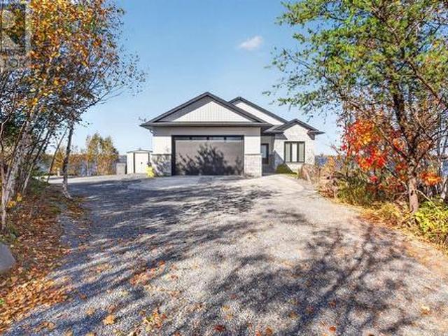 House for sale in Azilda, Greater Sudbury