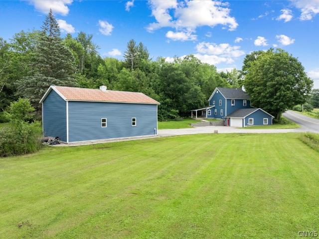 House for sale in Oneida, New York