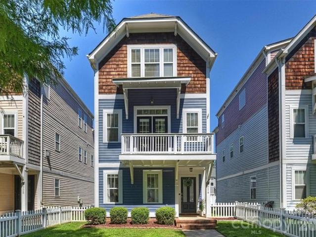 House for sale in Mecklenburg, North Carolina