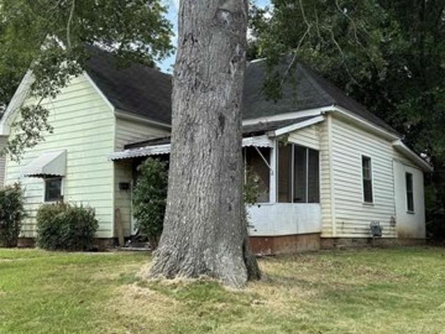 House for sale in Anniston, Alabama