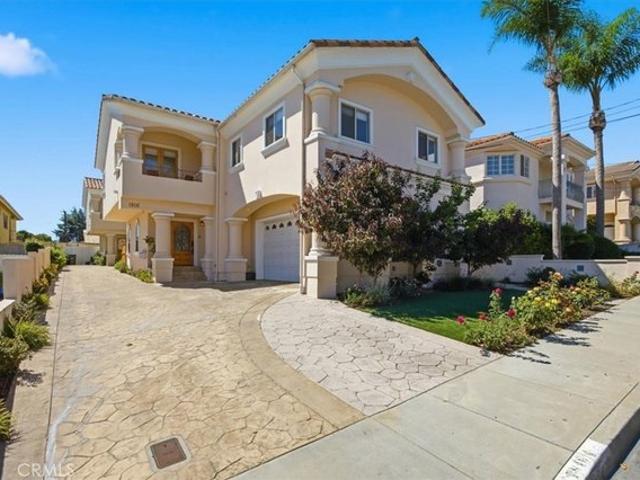 Townhouse for sale in Redondo Beach, Los Angeles County