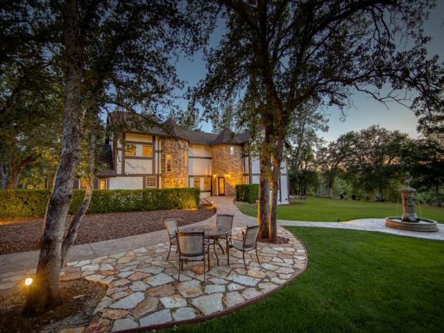 House for sale in Shasta, California