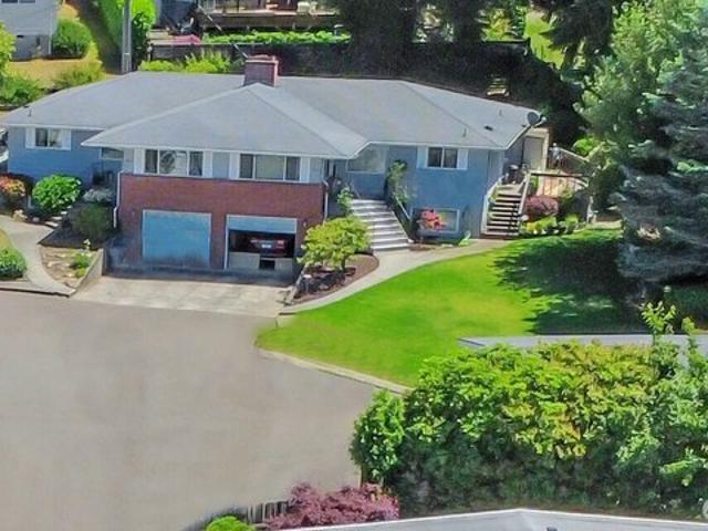 House for sale in University Place, Washington