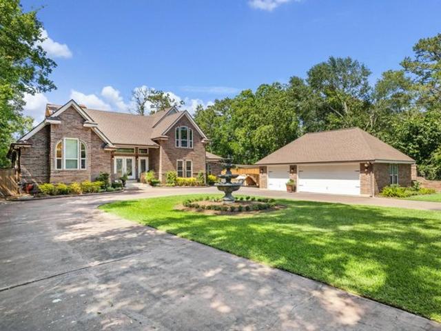 House for sale in Dickinson, Texas