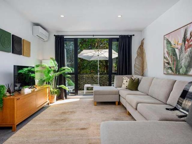 Townhouse for sale in Balmoral