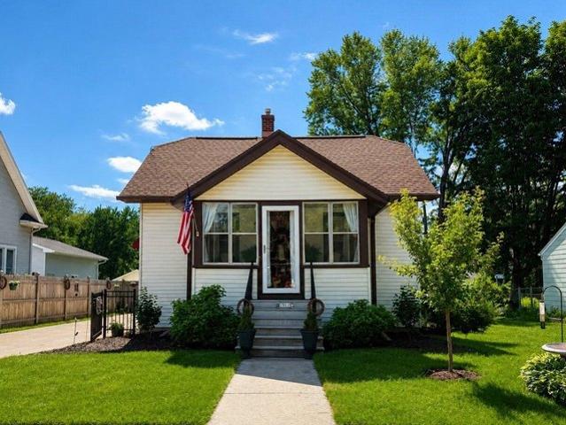 House for sale in Oshkosh, Wisconsin