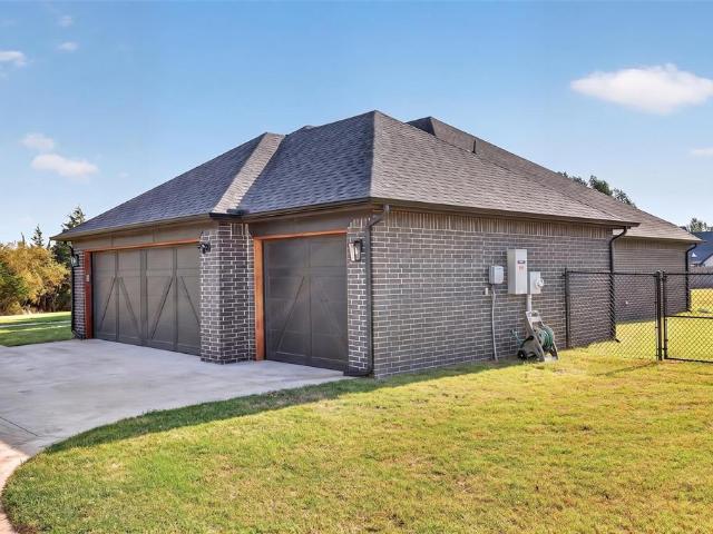 House for sale in Piedmont, Oklahoma