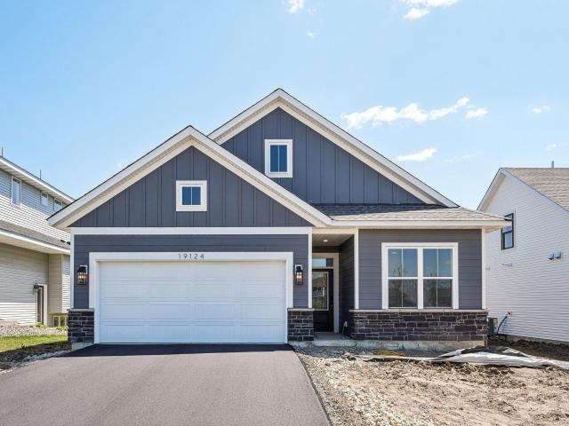 House for sale in Farmington, Dakota County