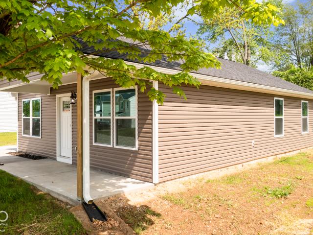 House for sale in Country Squire Lakes, North Vernon