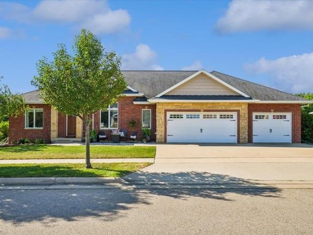 House for sale in Dubuque, Iowa