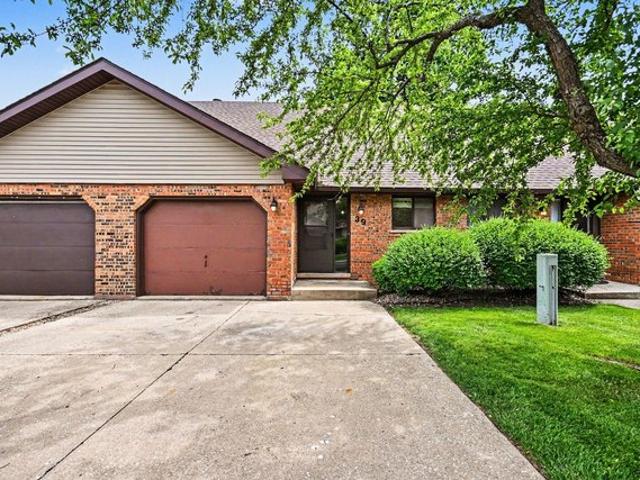 Condo for sale in New Lenox, Illinois
