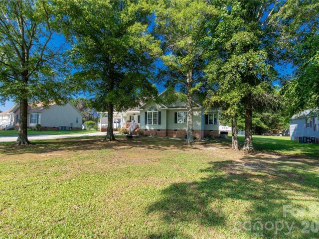 House for sale in Heath Springs, South Carolina