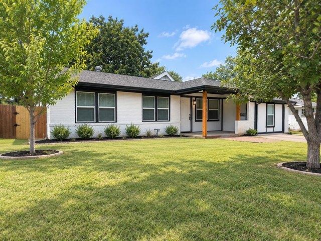House for sale in Grand Prairie, Texas