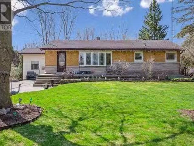 House for sale in North Dumfries, Ontario