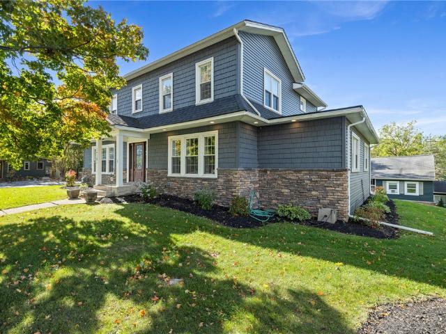 House for sale in North Bloomfield, Town of West Bloomfield