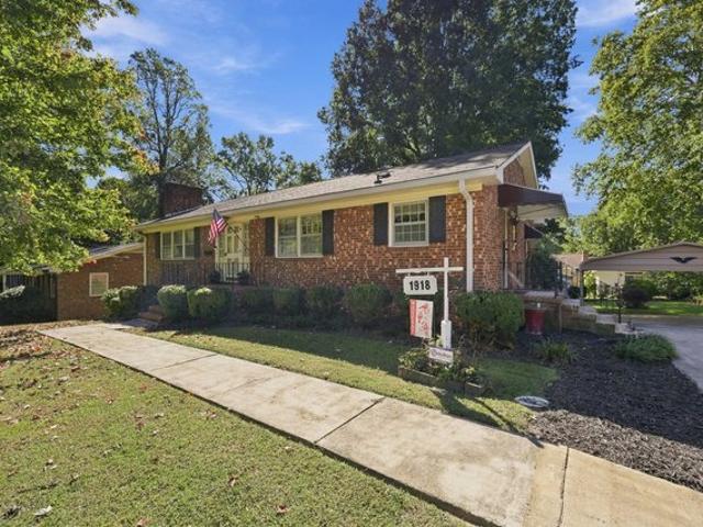 House for sale in Downtown Burlington, Burlington