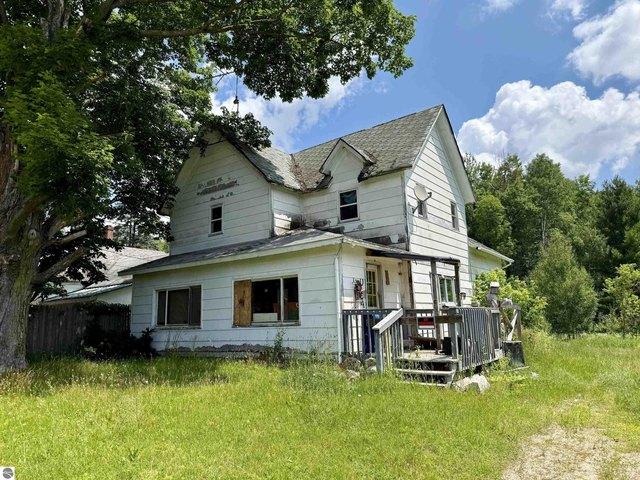 House for sale in Tustin, Michigan