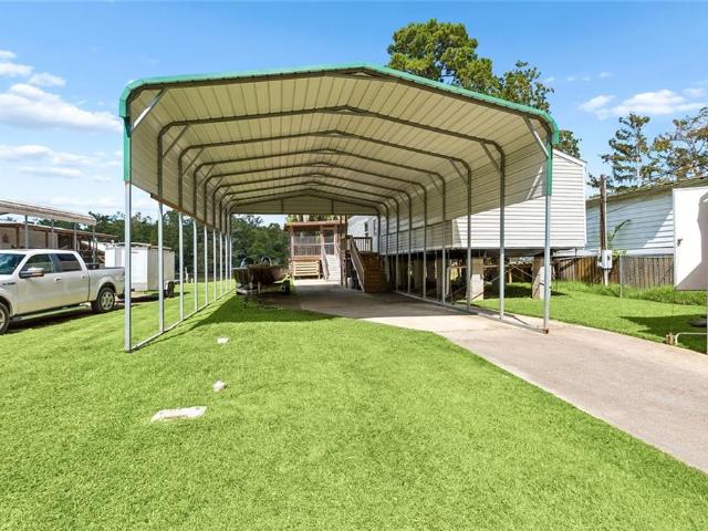 House for sale in Maurepas, Livingston Parish
