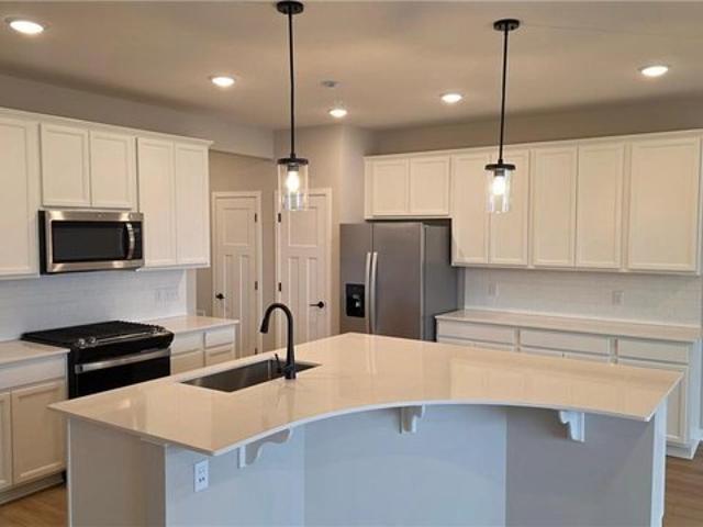 Townhouse for sale in Hennepin, Minnesota