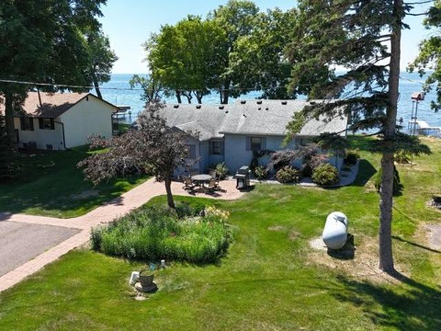 House for sale in Isle, Minnesota