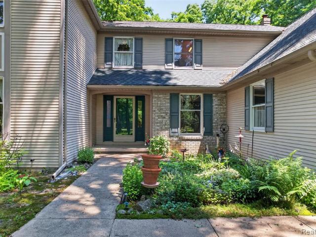 House for sale in Marion Township, Howell