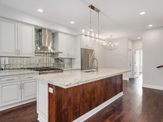 Property for rent in Chicago Park, Illinois