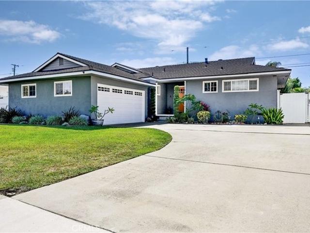 House for sale in Long Beach, California