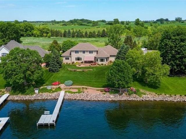 House for sale in Spicer, Minnesota