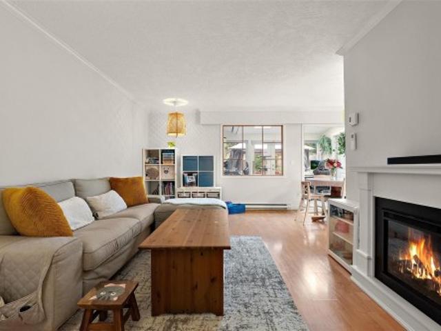 House for sale in View Royal, Capital Regional District