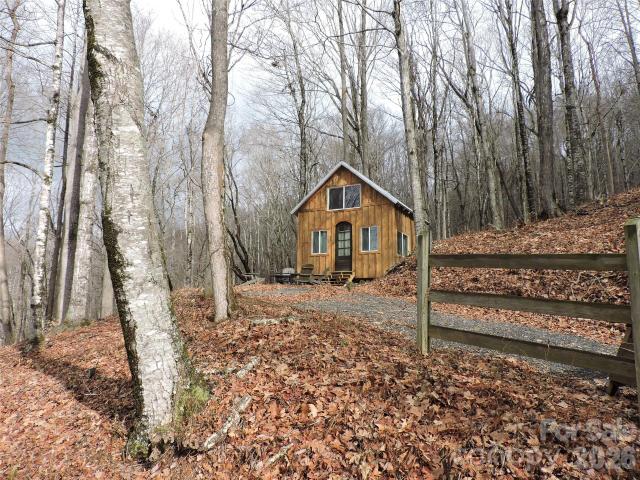Land for sale in Bakersville, North Carolina