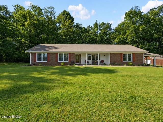 House for sale in Mount Washington, Kentucky