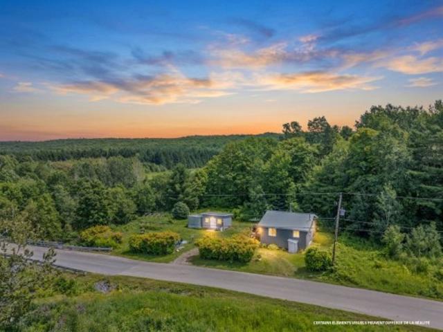 House for sale in Saint-françois-de-la-rivière-du-sud, Quebec