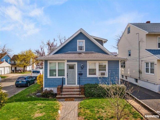 House for sale in Passaic, New Jersey