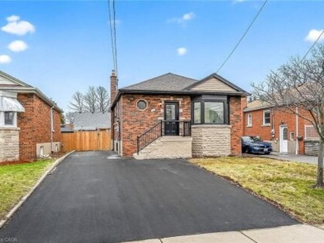 House for rent in Ancaster, Ontario