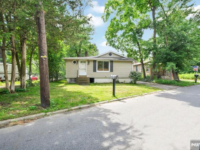 House for sale in Passaic, New Jersey
