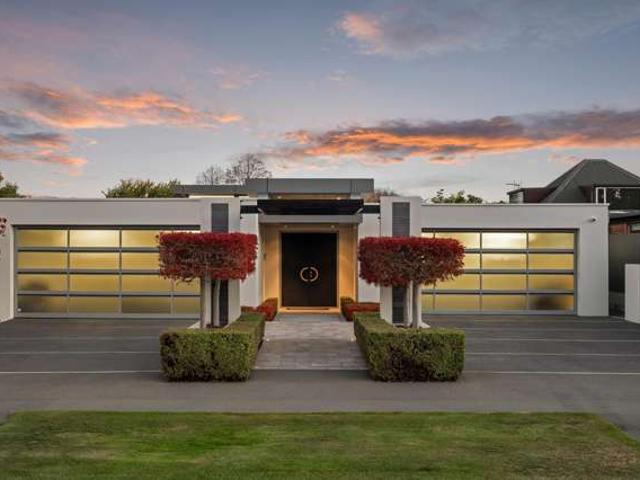 House for sale in Fendalton, Canterbury