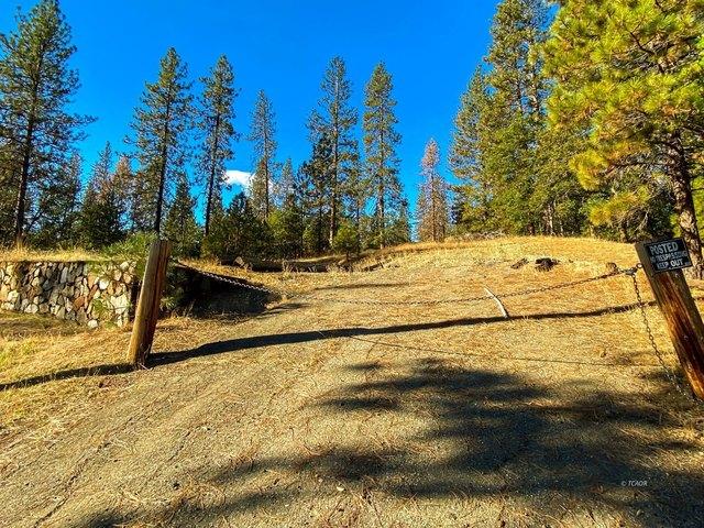 Land for sale in Weaverville, California