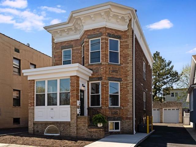 House for sale in Hudson, New Jersey